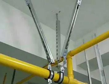 闸阀支撑架的质量要求。价格决定了乌达抗震支撑框架的质量。